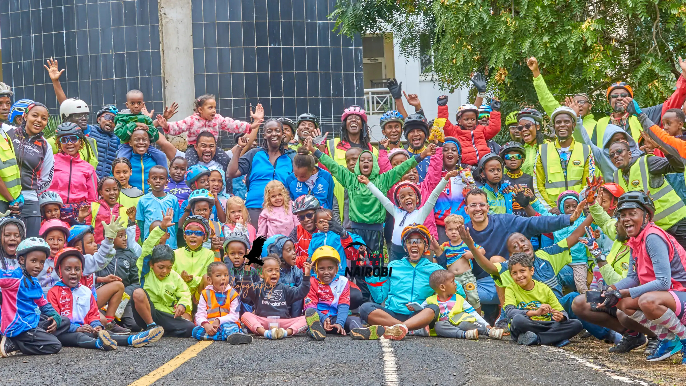 Large cycling community ride showing shared mobility and participation